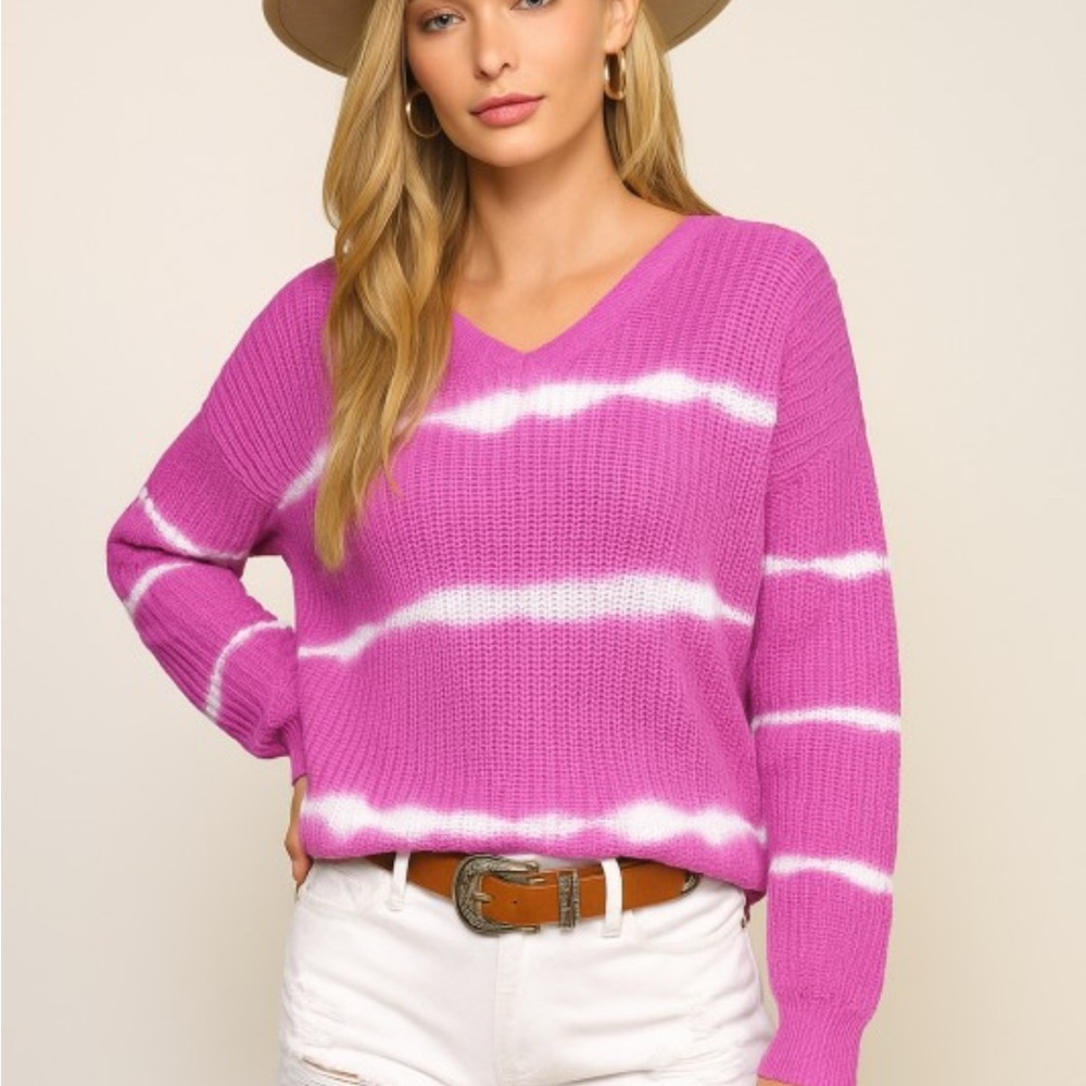 Timing Women's V-Neck Sweater Pink White